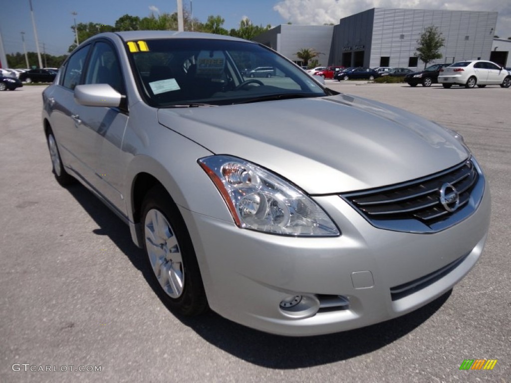 2011 Altima 2.5 S - Brilliant Silver / Charcoal photo #11