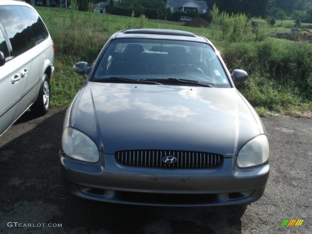 2001 Sonata GLS V6 - Gray Metallic / Gray photo #2