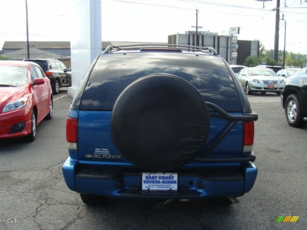 2001 Blazer LS 4x4 - Space Blue Metallic / Graphite photo #5