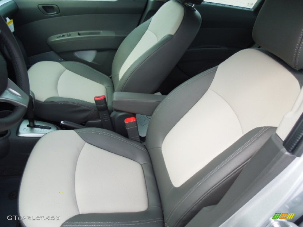 2013 Chevrolet Spark LT Front Seat Photo #70072690
