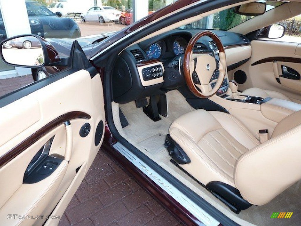 Beige Interior 2009 Maserati GranTurismo Standard GranTurismo Model Photo #70072822