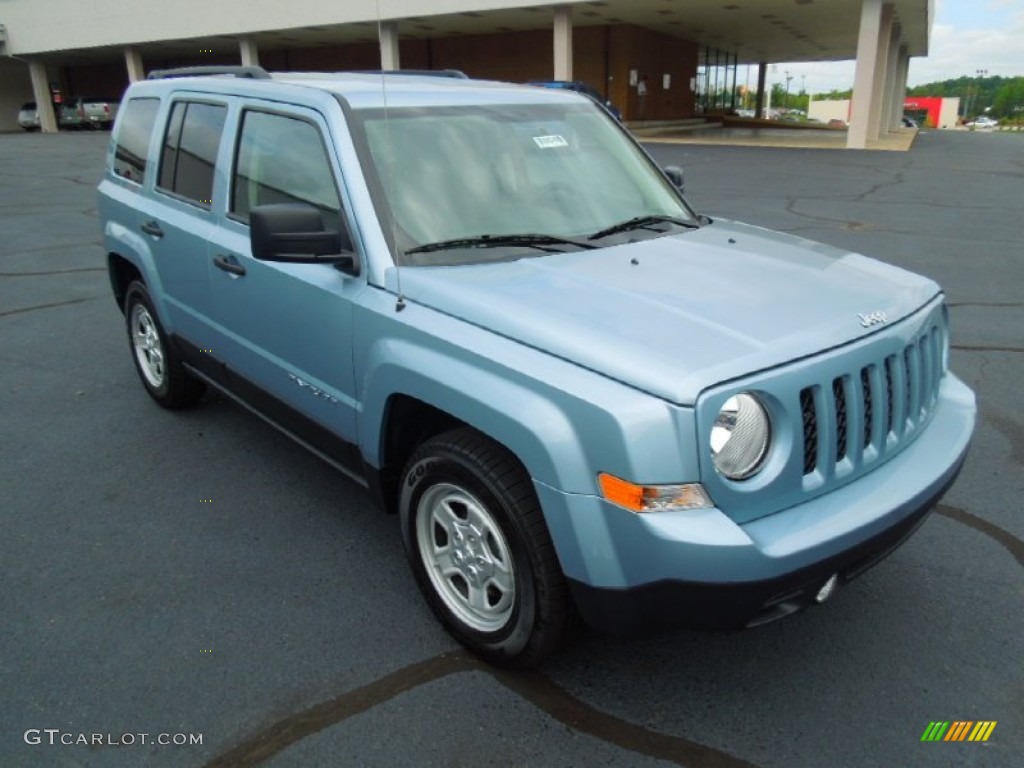 Winter Chill Pearl 2013 Jeep Patriot Sport Exterior Photo #70075319