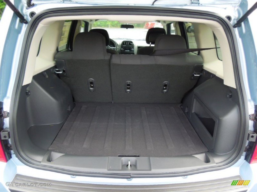 2013 Jeep Patriot Sport Trunk Photo #70075418