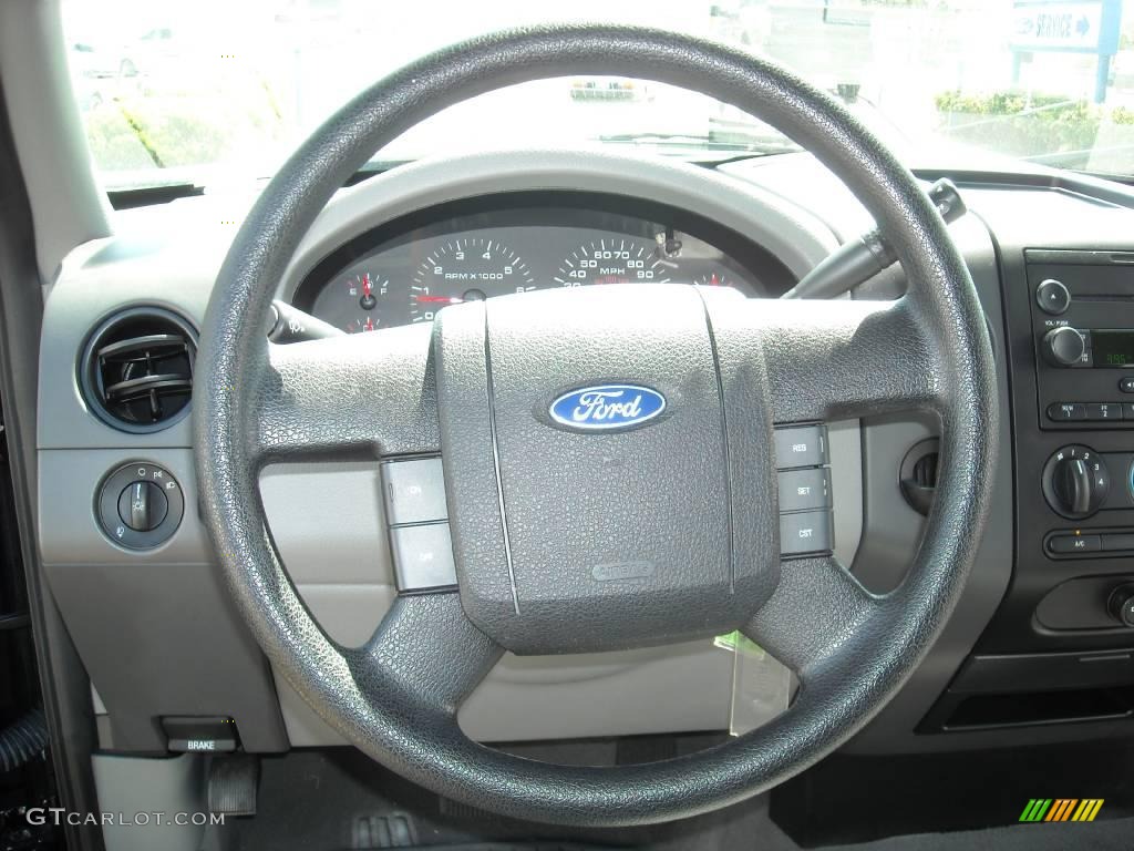 2006 F150 STX SuperCab - Black / Medium Flint photo #28