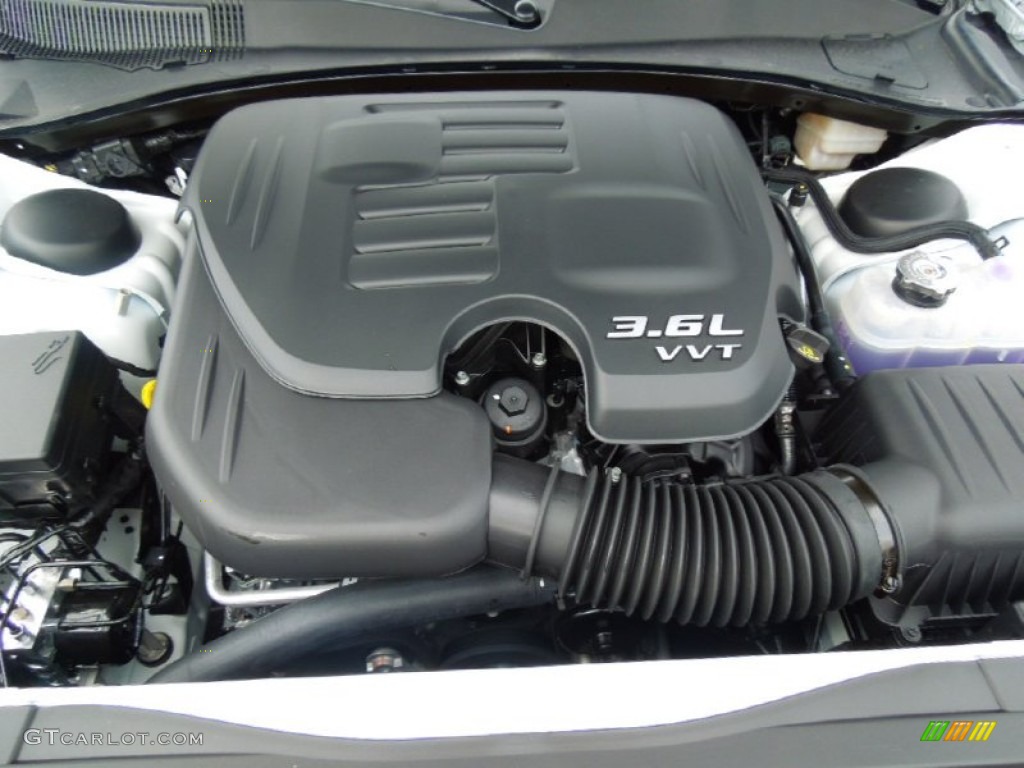 2013 Chrysler 300 S V6 3.6 Liter DOHC 24-Valve VVT Pentastar V6 Engine Photo #70076420