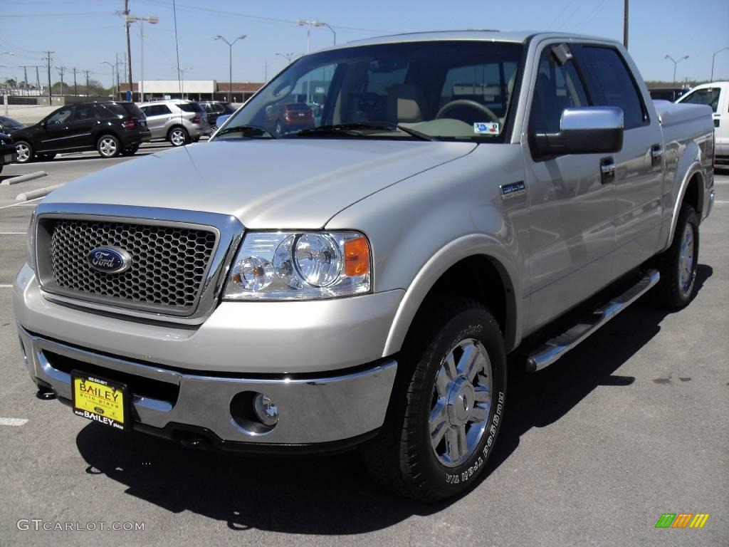 2006 F150 FX4 SuperCrew 4x4 - Smokestone Metallic / Tan photo #2