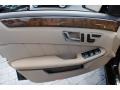 Black - E 350 4Matic Sedan Photo No. 11