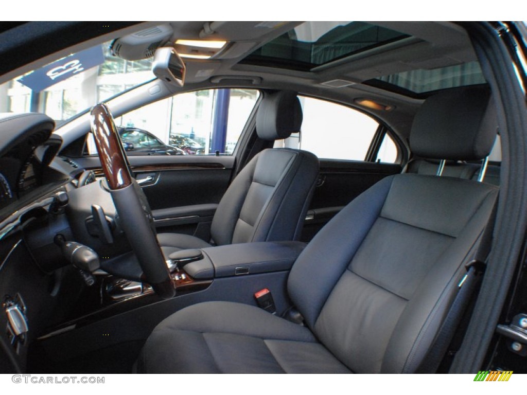 Black Interior 2013 Mercedes-Benz S 550 4Matic Sedan Photo #70076894