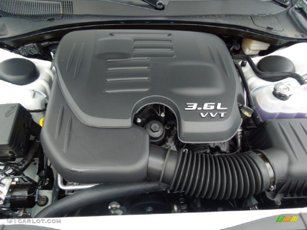2013 Chrysler 300 Standard 300 Model 3.6 Liter DOHC 24-Valve VVT Pentastar V6 Engine Photo #70077098