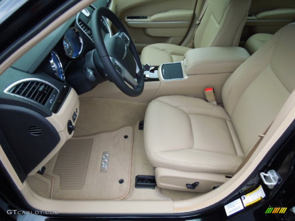 Black/Light Frost Beige Interior 2013 Chrysler 300 Standard 300 Model Photo #70077155