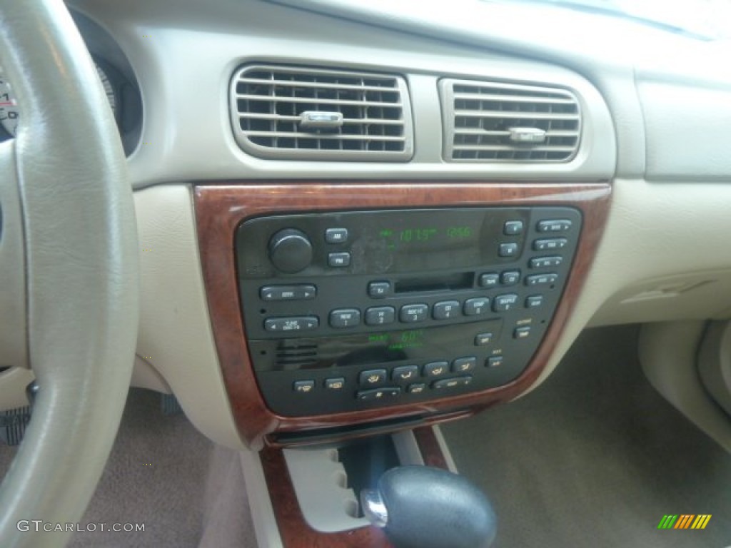 2003 Mercury Sable LS Premium Sedan Controls Photo #70077182