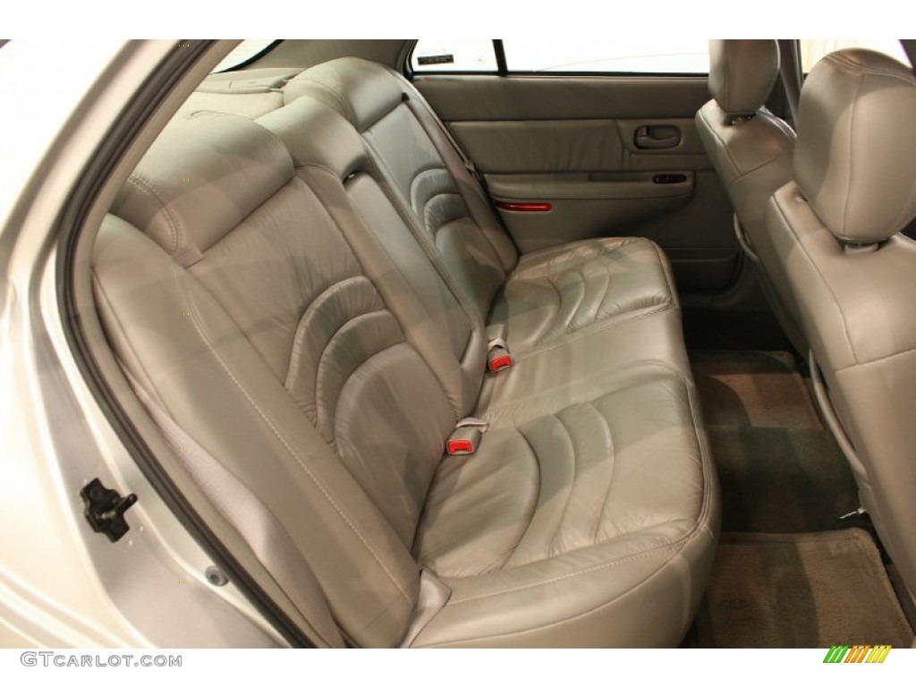 Medium Gray Interior 2001 Buick Century Limited Photo #70078190