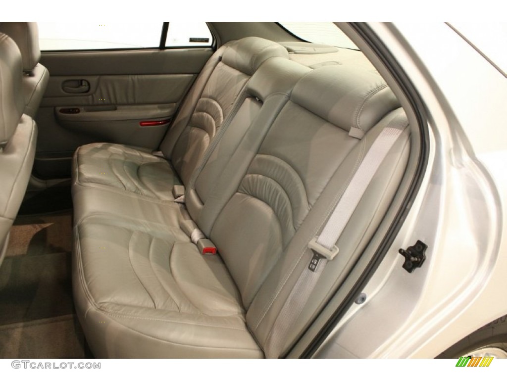 Medium Gray Interior 2001 Buick Century Limited Photo #70078196