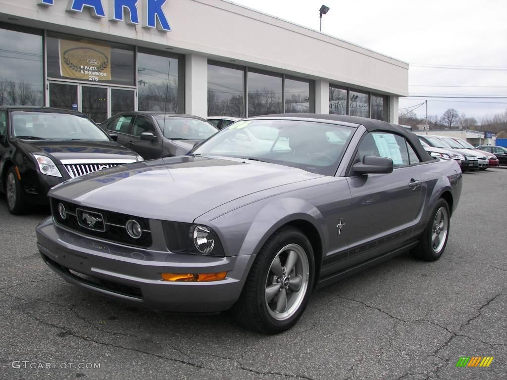 2006 Mustang V6 Premium Convertible - Tungsten Grey Metallic / Dark Charcoal photo #1