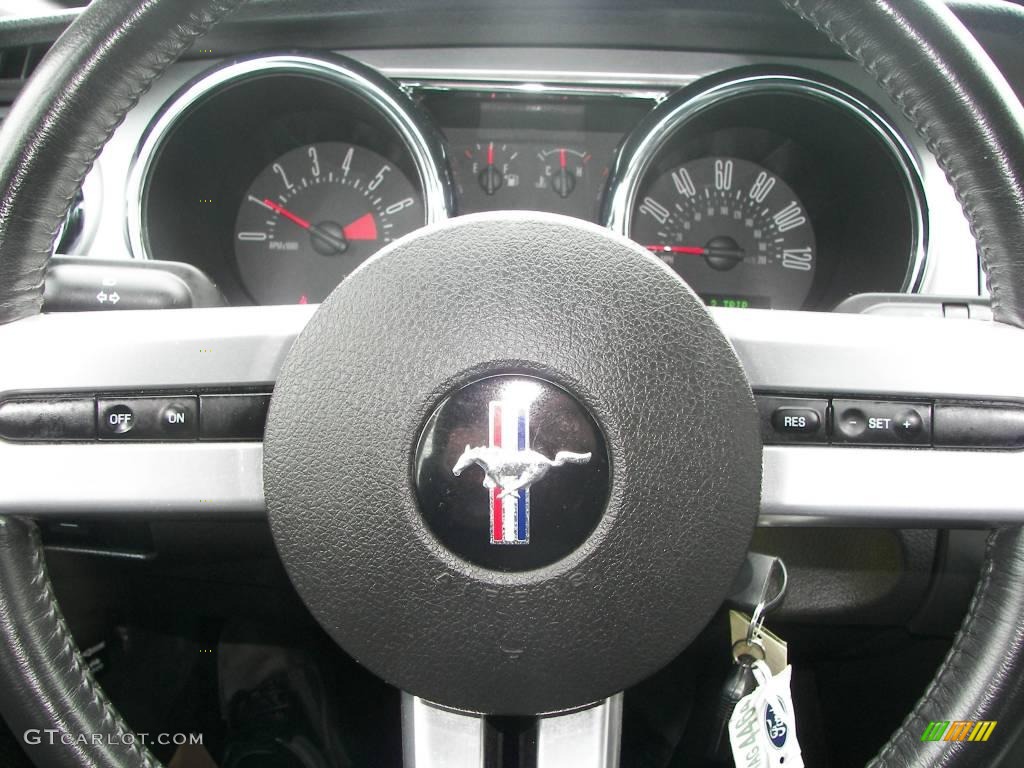 2006 Mustang V6 Premium Convertible - Tungsten Grey Metallic / Dark Charcoal photo #11