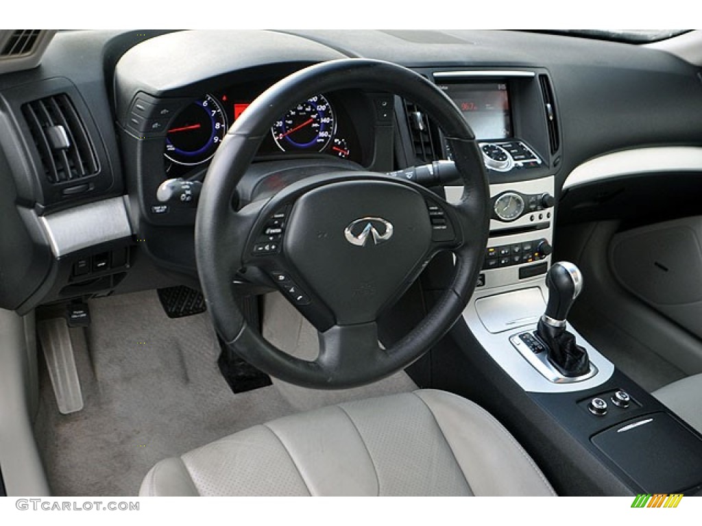 2009 Infiniti G 37 Journey Sedan Stone Dashboard Photo #70081854