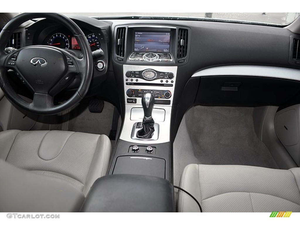 2009 Infiniti G 37 Journey Sedan Stone Dashboard Photo #70081891
