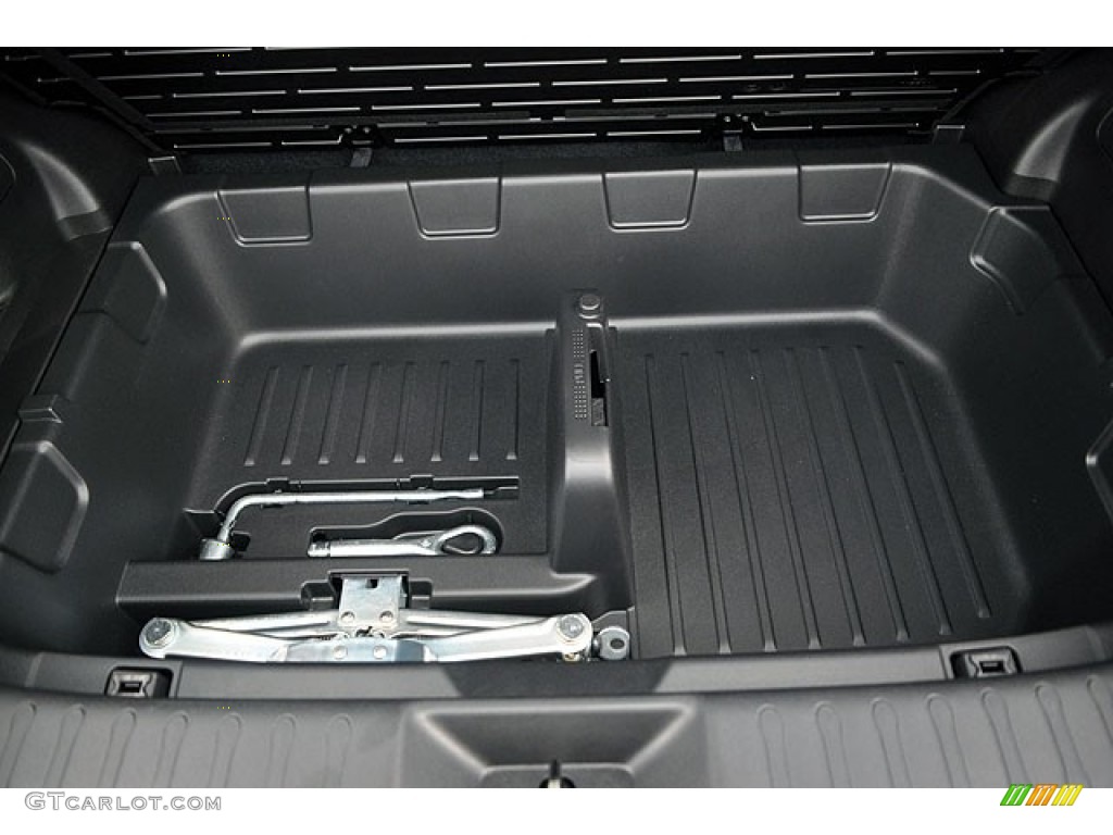 2012 Juke SV - Graphite Blue / Black/Silver Trim photo #13