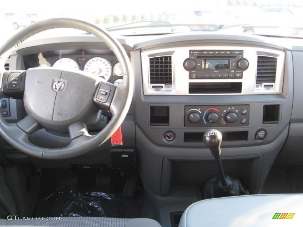 2007 Dodge Ram 3500 SLT Quad Cab Dually Medium Slate Gray Dashboard Photo #70085002