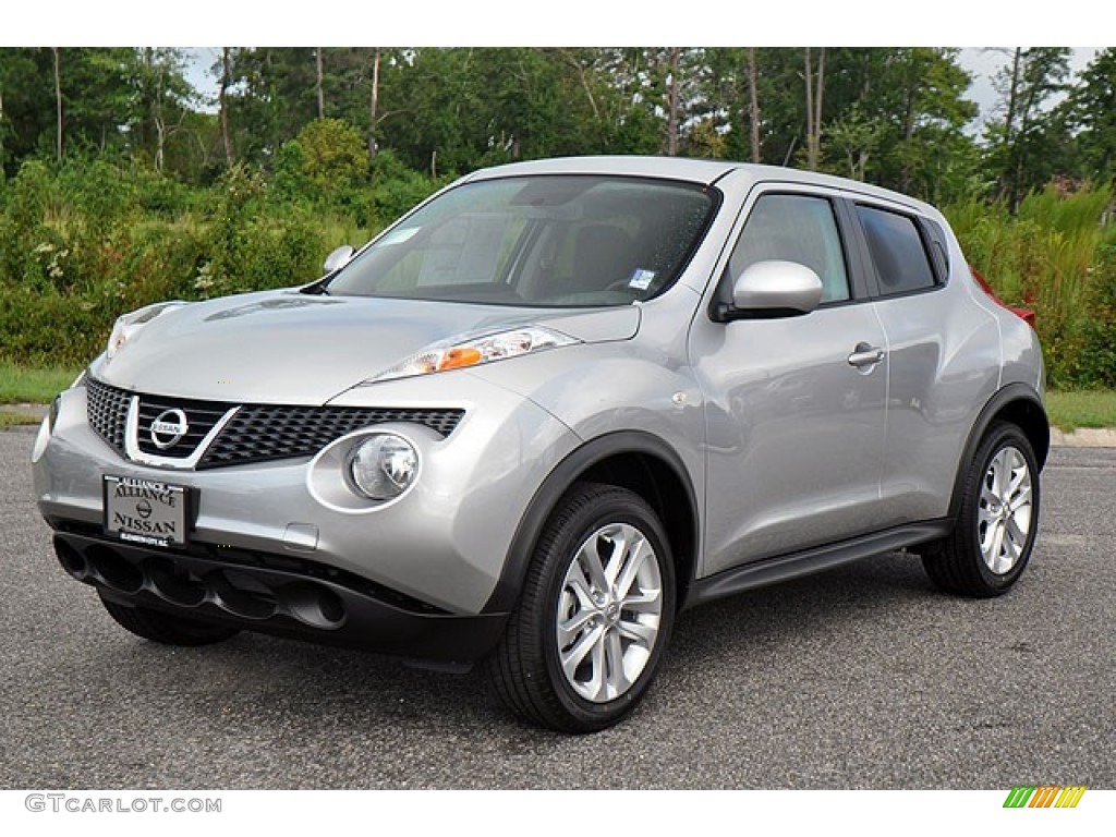 2012 Juke SV AWD - Chrome Silver / Black/Silver Trim photo #1