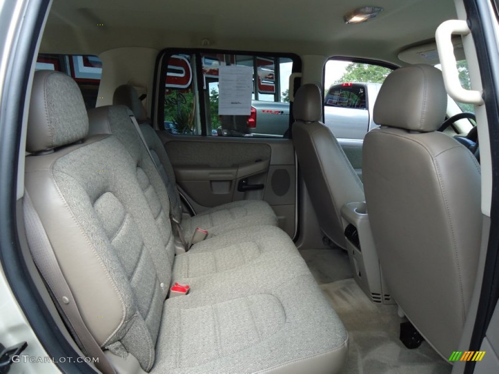 2005 Ford Explorer XLS 4x4 Rear Seat Photo #70086633