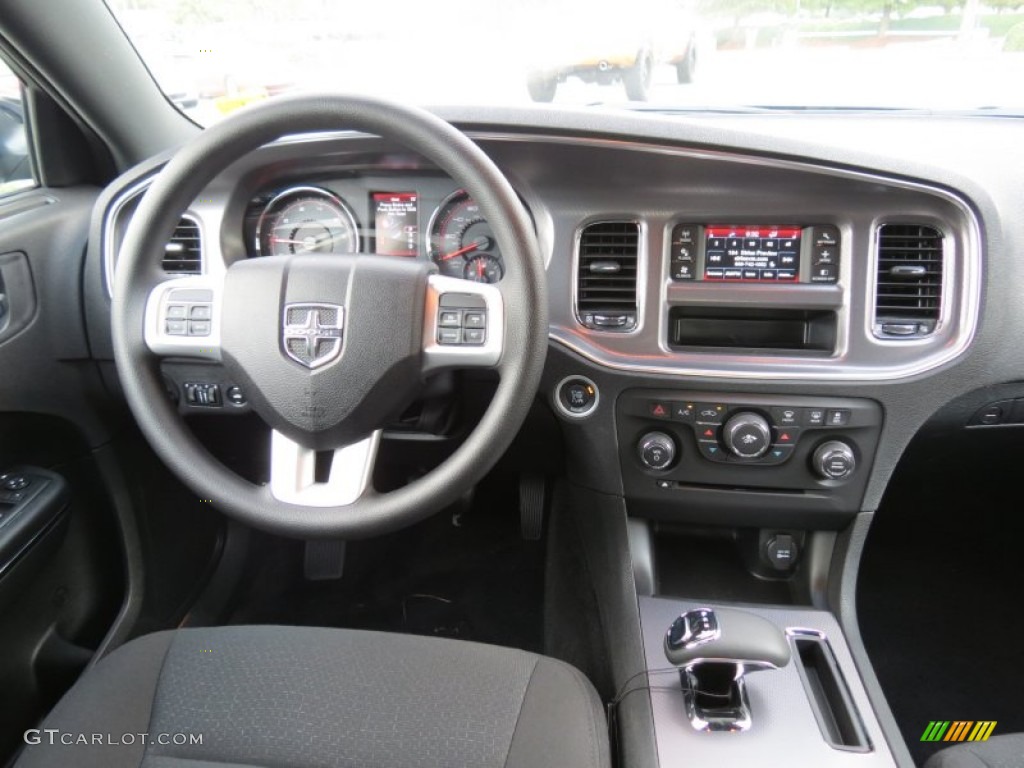 2012 Dodge Charger SE Dashboard Photos