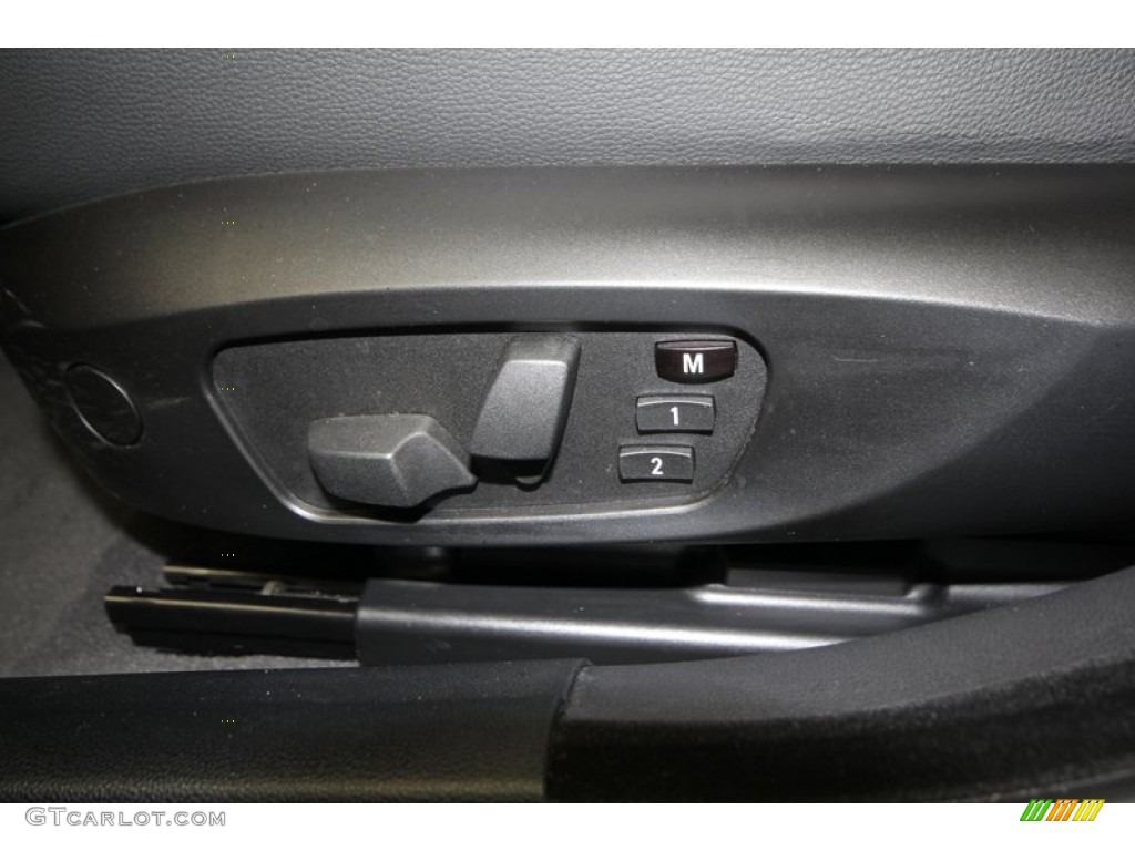 2009 3 Series 328i Sedan - Black Sapphire Metallic / Black photo #17