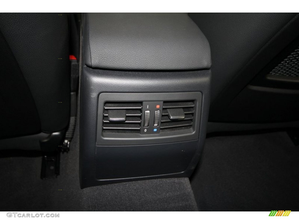 2009 3 Series 328i Sedan - Black Sapphire Metallic / Black photo #29