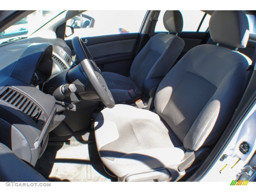 2012 Sentra 2.0 SR - Aspen White / Charcoal photo #11