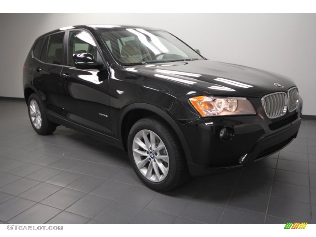 2013 X3 xDrive 28i - Black Sapphire Metallic / Sand Beige photo #1