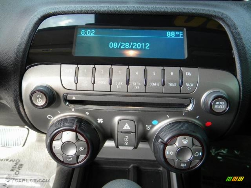 2011 Chevrolet Camaro LS Coupe Controls Photo #70093899