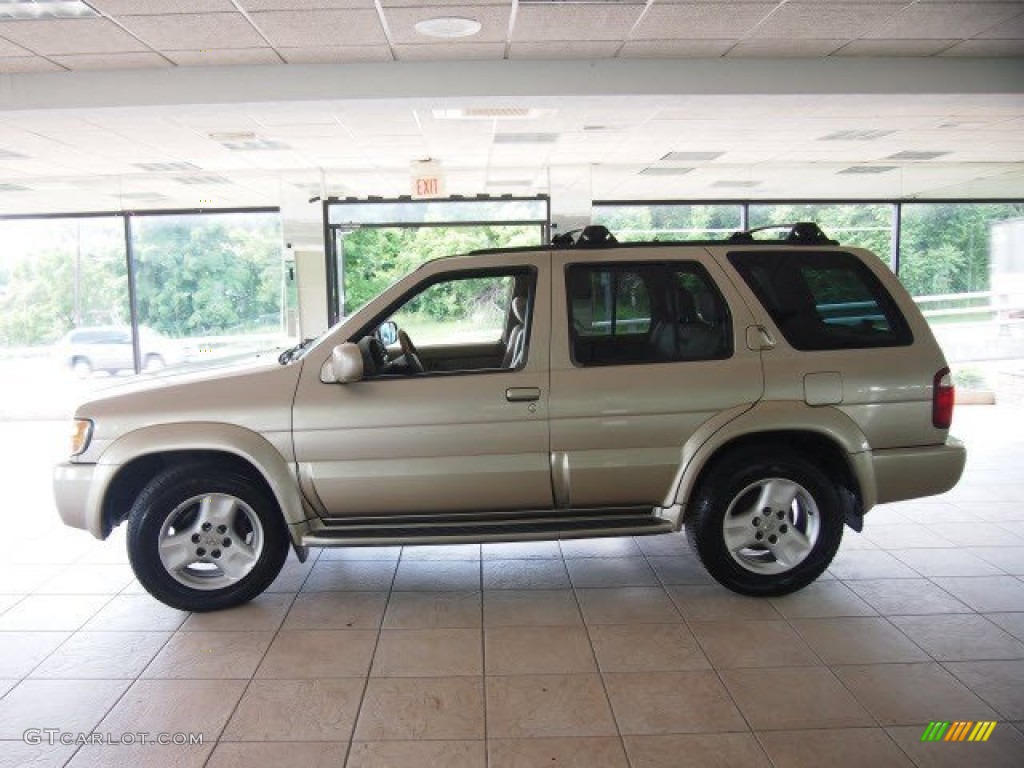 2002 QX4 4x4 - Golden Sand Metallic / Stone Beige photo #4