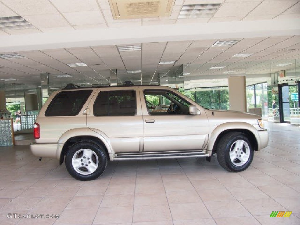 2002 QX4 4x4 - Golden Sand Metallic / Stone Beige photo #8