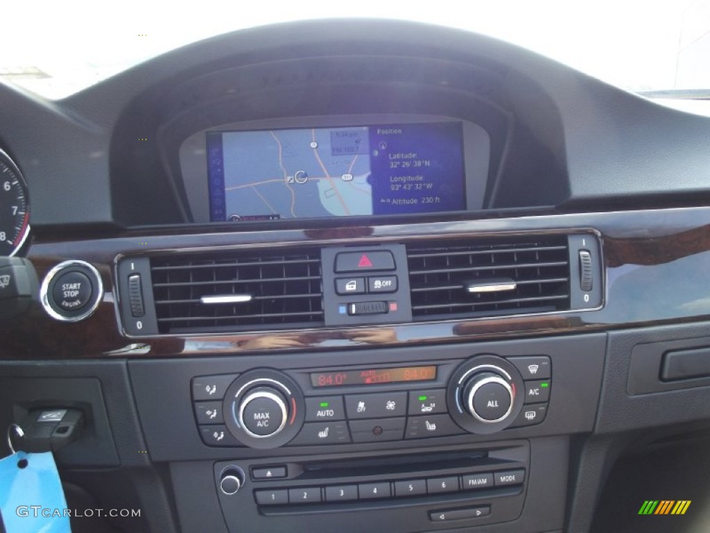 2013 BMW 3 Series 328i Convertible Controls Photo #70094994