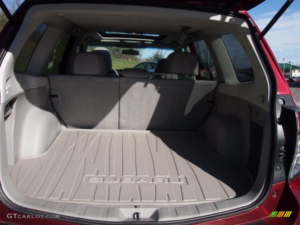2010 Subaru Forester 2.5 X Premium Trunk Photo #70095378