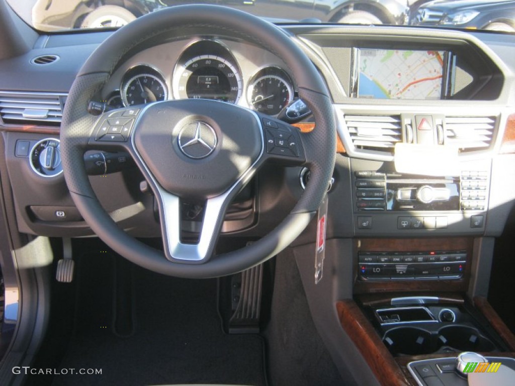 2013 Mercedes-Benz E 350 Sedan Almond/Mocha Steering Wheel Photo #70095411
