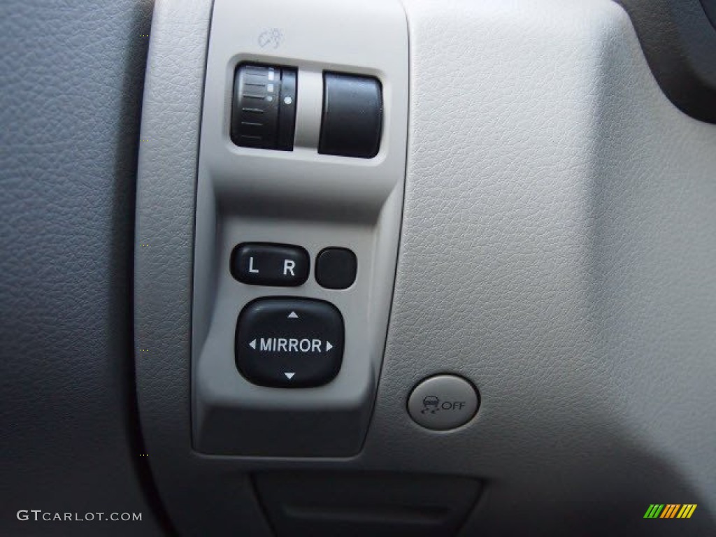 2010 Subaru Forester 2.5 X Premium Controls Photo #70095525