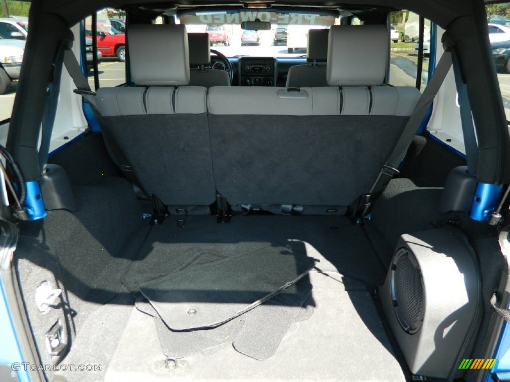 2010 Jeep Wrangler Unlimited Sport 4x4 Trunk Photo #70096323