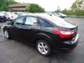 2013 Tuxedo Black Ford Focus SE Sedan  photo #4