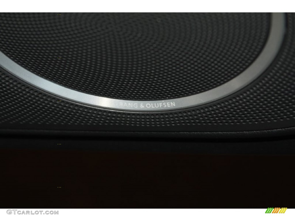2010 Audi A5 2.0T Cabriolet Audio System Photo #70100946