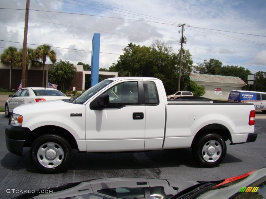 Oxford White 2007 Ford F150 XL Regular Cab Exterior Photo #70100952