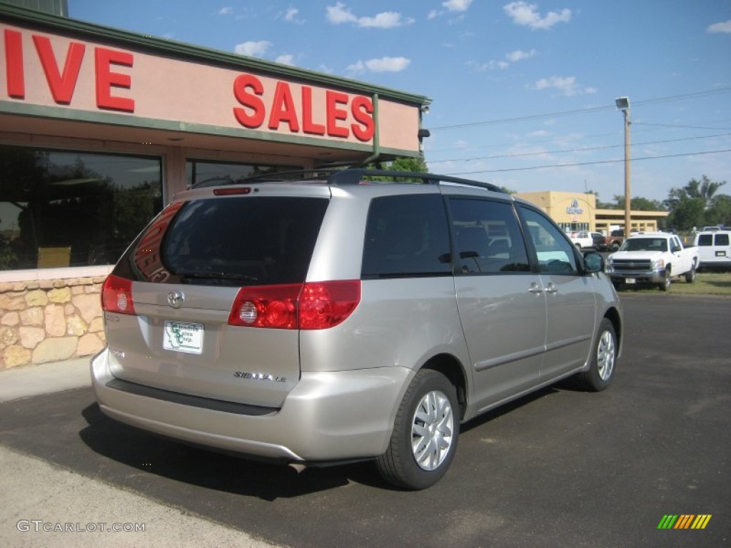 2010 Sienna LE - Silver Shadow Pearl / Taupe photo #5