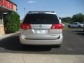 2010 Silver Shadow Pearl Toyota Sienna LE  photo #10