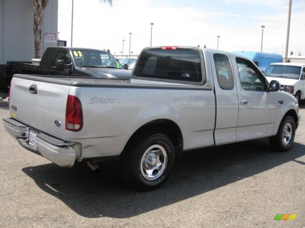 2002 F150 XL SuperCab - Silver Metallic / Medium Graphite photo #6