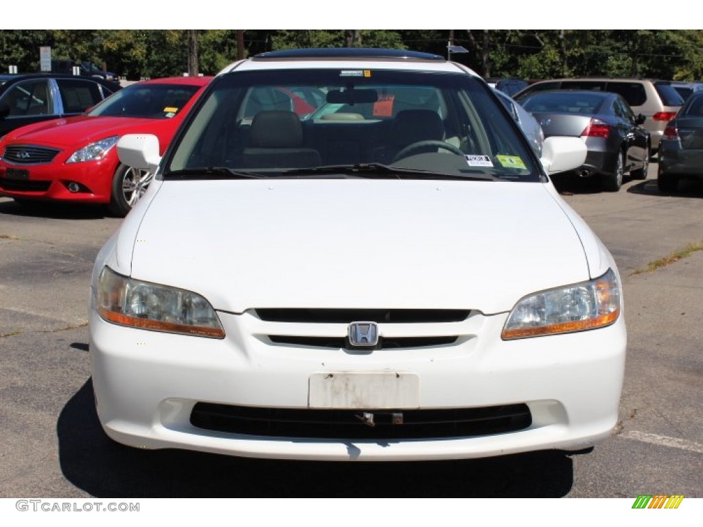 1999 Accord EX V6 Sedan - Taffeta White / Ivory photo #2