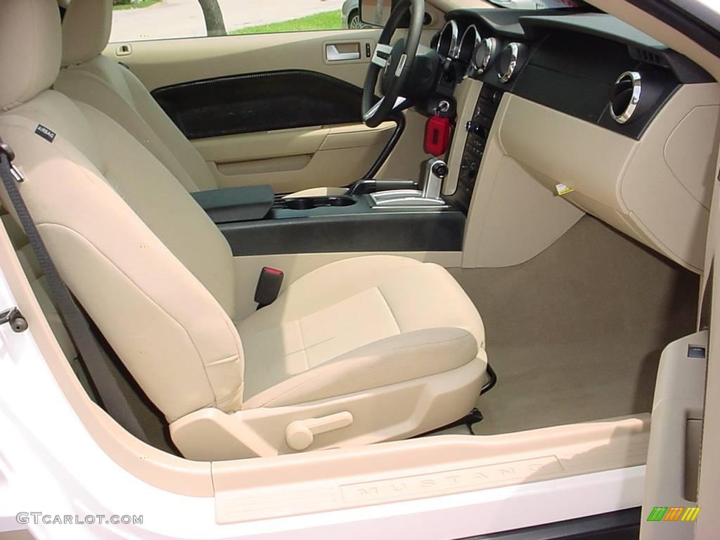 2009 Mustang V6 Coupe - Performance White / Medium Parchment photo #10