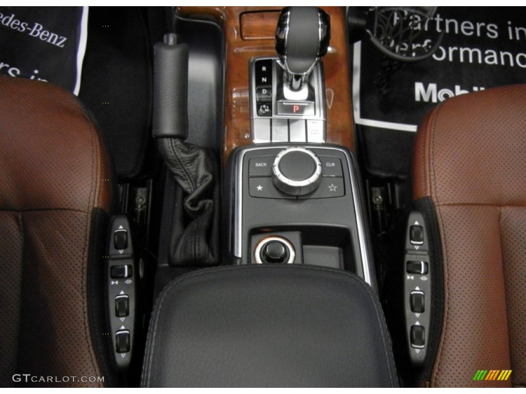 2013 Mercedes-Benz G 550 Controls Photo #70107570