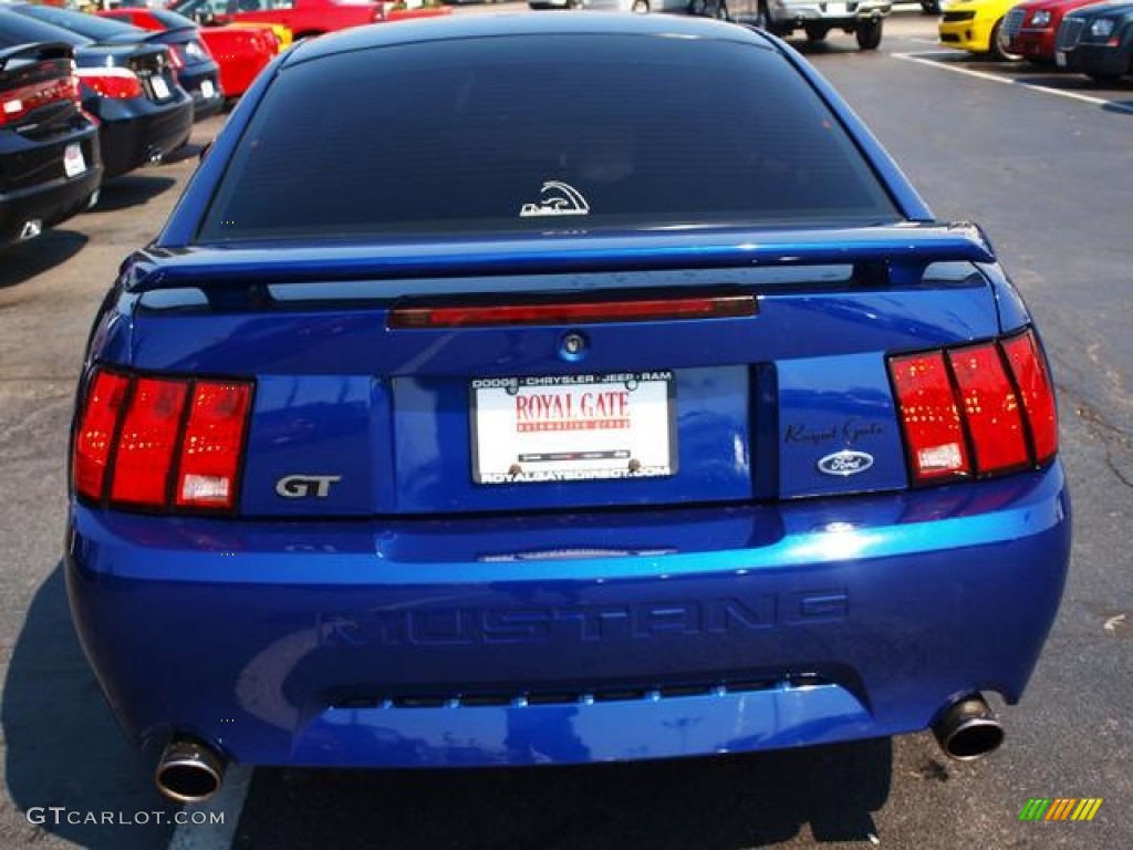 2003 Mustang GT Coupe - Sonic Blue Metallic / Medium Parchment photo #4