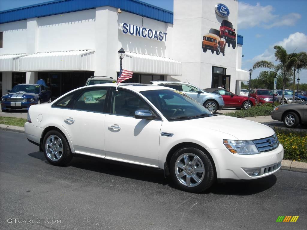 2009 Taurus Limited - White Sand Tri-Coat Metallic / Camel photo #1