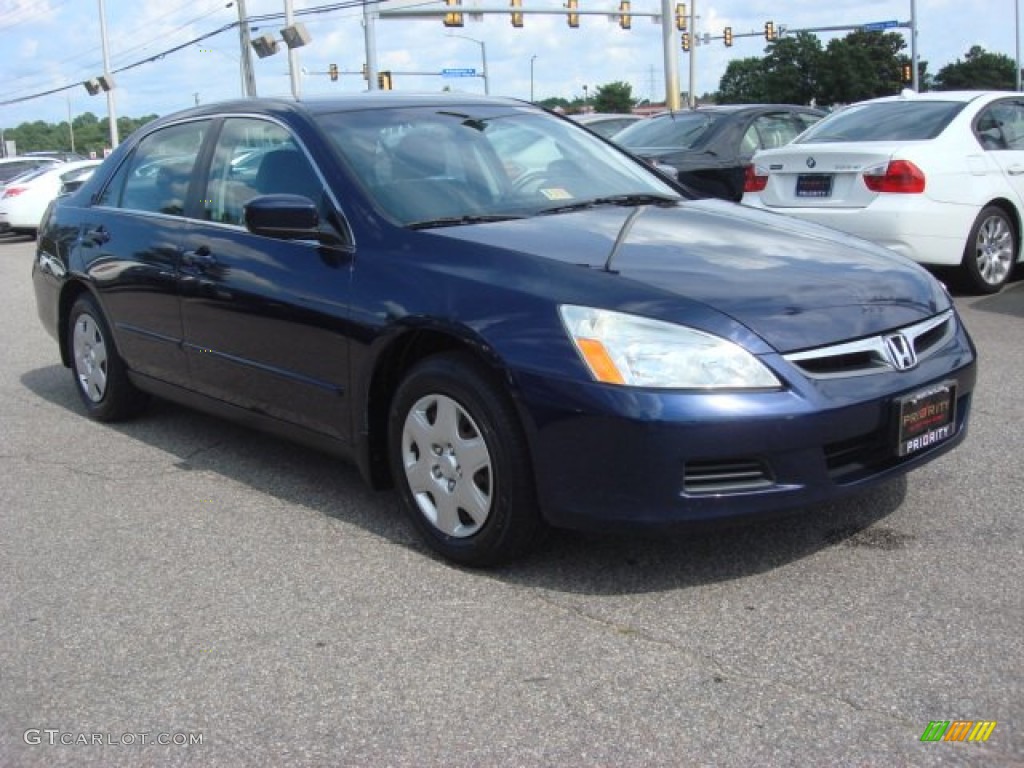 2006 Accord LX Sedan - Royal Blue Pearl / Gray photo #6